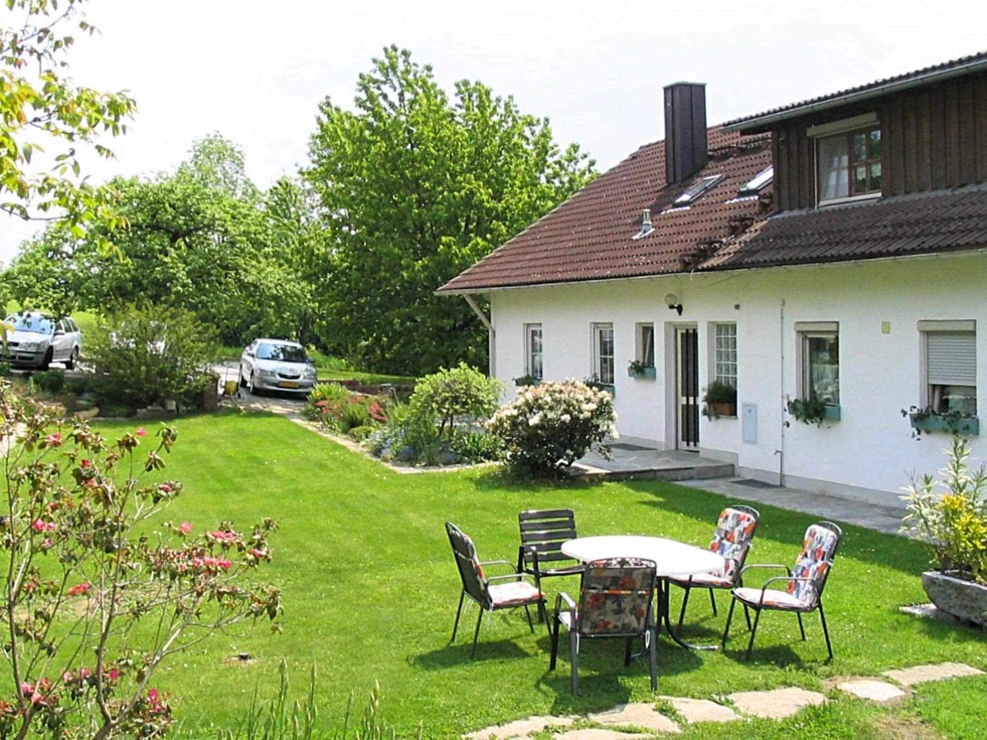Welcoming Chalet Near Forest In Röhrnbach エクステリア 写真